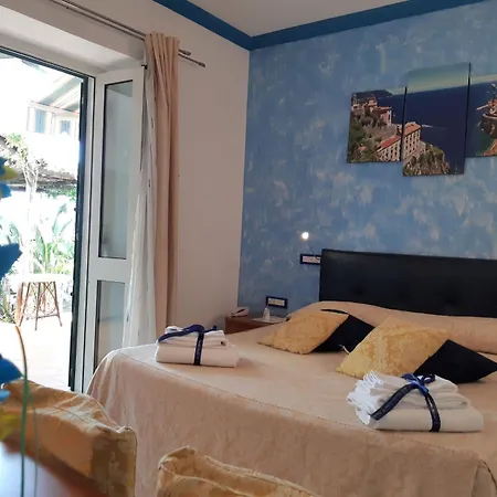 B&B Ravello Rooms-3